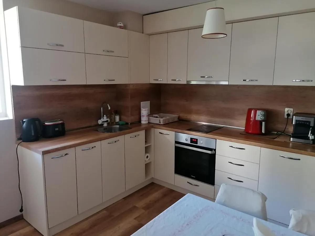 Apartment 145 부르가스